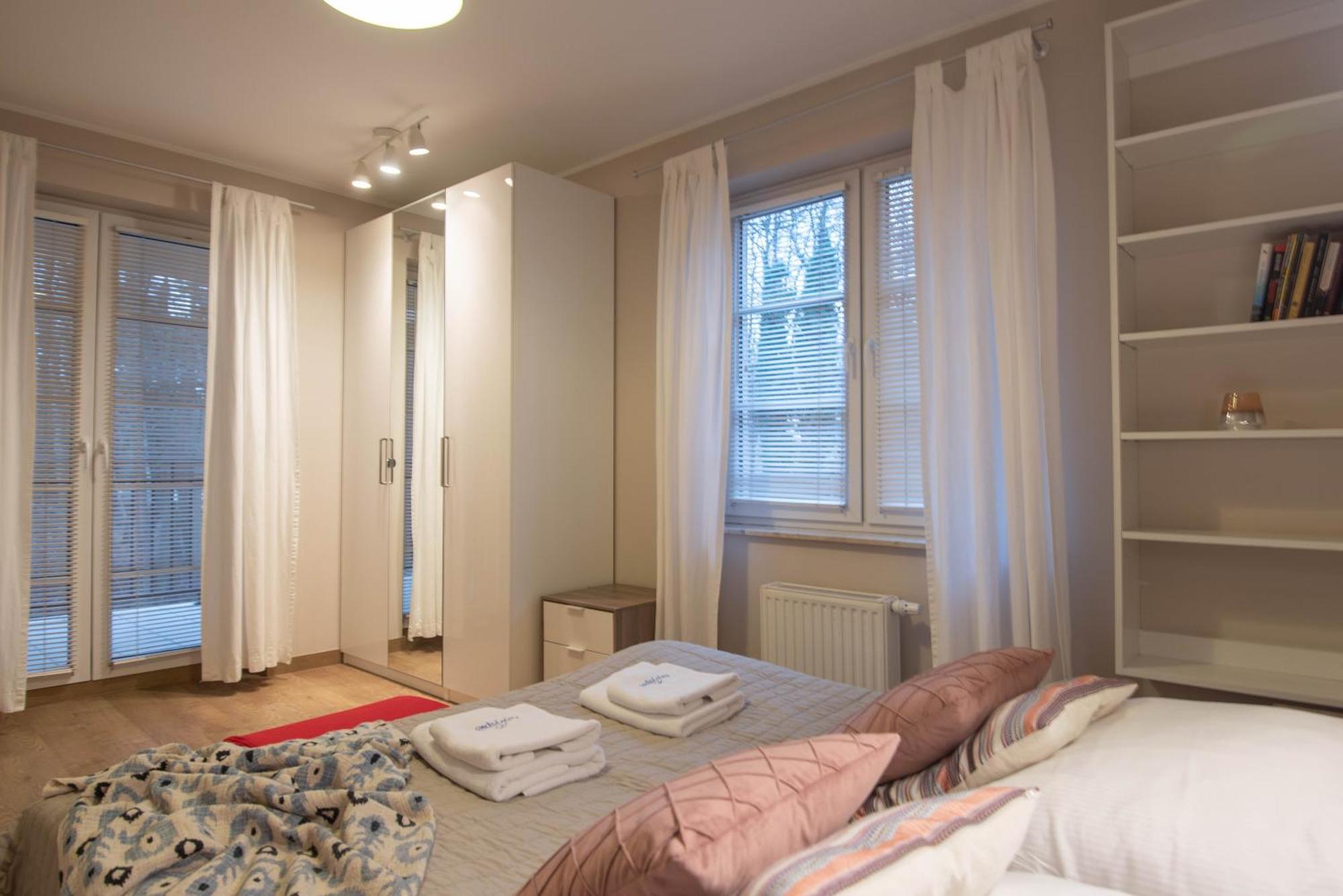Apartamenty Na Wyspie - Villa Park - Parking 슈비노우이스쳬 외부 사진